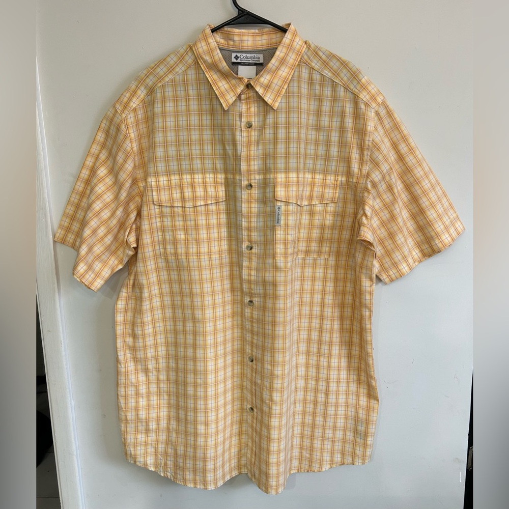 Columbia Button-down shirt with short sleeves Size 2XT